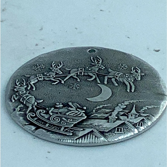 2003 Wendell August Forge Hand Hammered Metal Santa and Sleigh Ornament - Picture 2 of 10